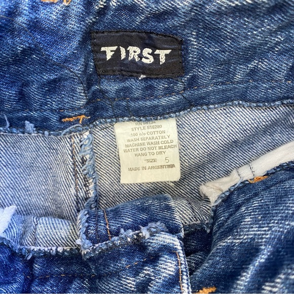 VTG High Waisted Acid Washed Jeans - Picture 4 of 4